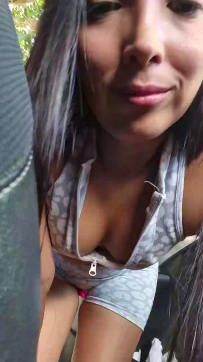 mari_ass live from Belize
