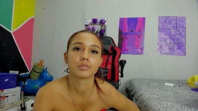 marianamanzur01 live from United States