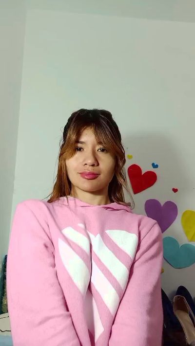 salmavera_hot live from Italy