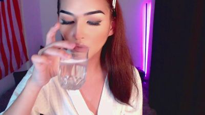 scarletwhitex live from United States