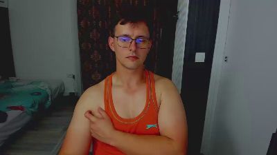 sexxymuscles live from United Kingdom